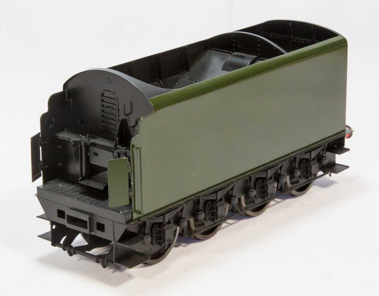 Finney7 LNER Streamlined Non-Corridor Tender